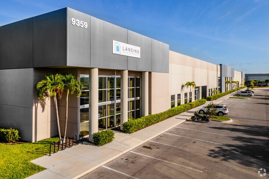 More Photos Of 9353 Laredo Ave, Fort Myers Unknown For Lease