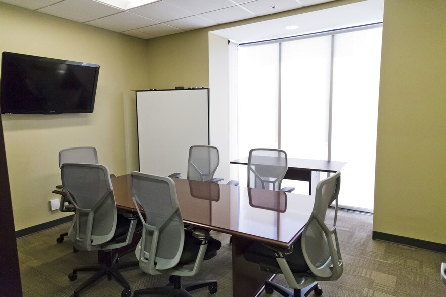 More Photos Of 1616 S Main St, Tulsa Office For Lease