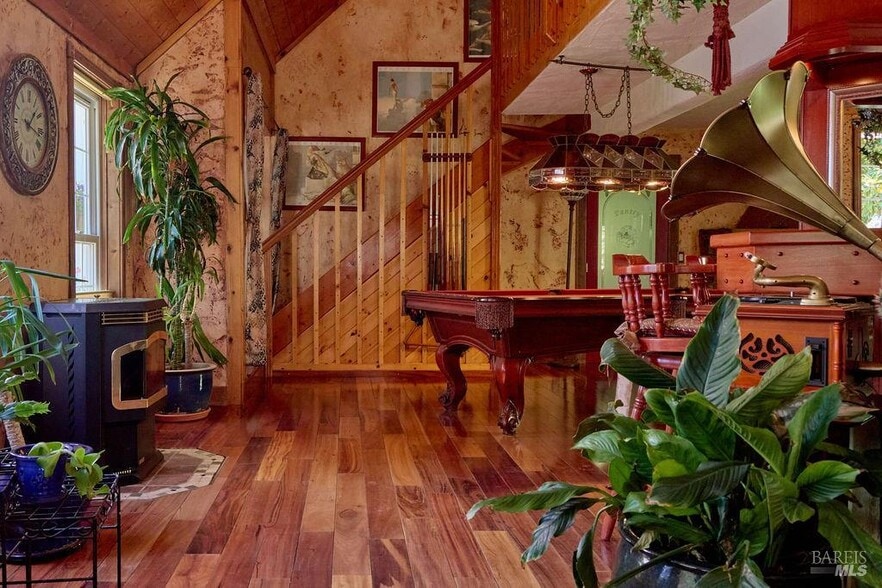 More Photos Of 19400 Scenic Dr, Redwood Valley Specialty For Sale
