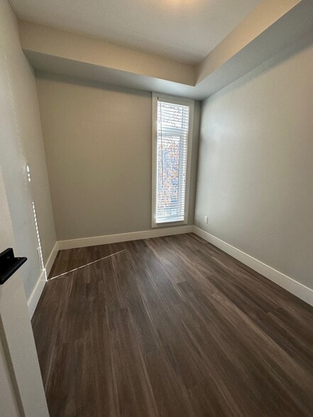 More Photos Of 144 Renfrew Av, Ottawa Apartments For Sale