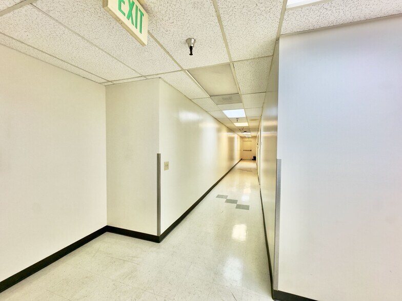 More Photos Of 887 E 2nd St, Pomona Medical For Lease