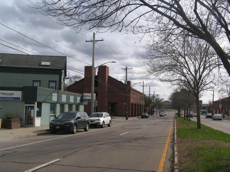 More Photos Of 845 N Main St, Providence Medical For Sale