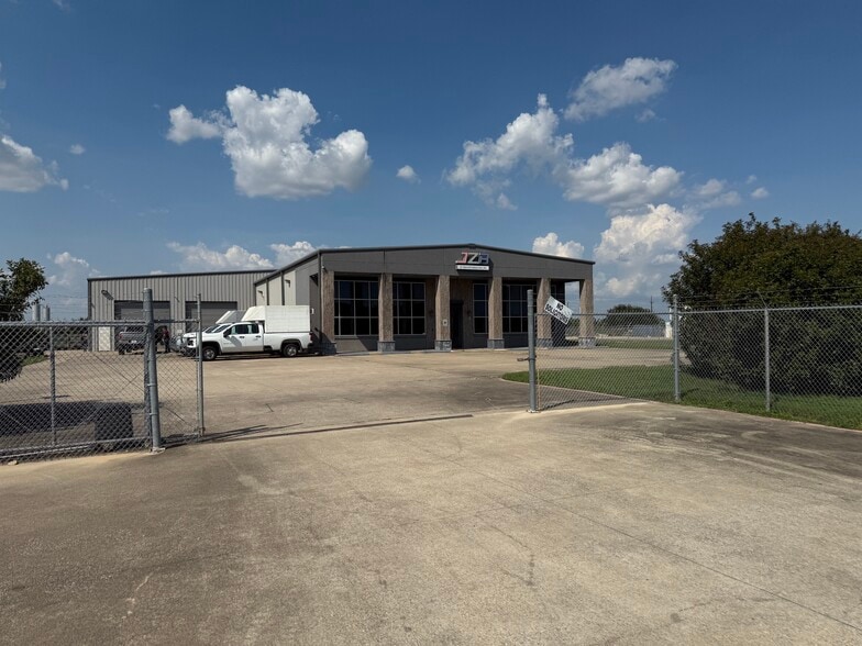 Primary Photo Of 925 Jade Ave, Port Arthur Industrial For Sale