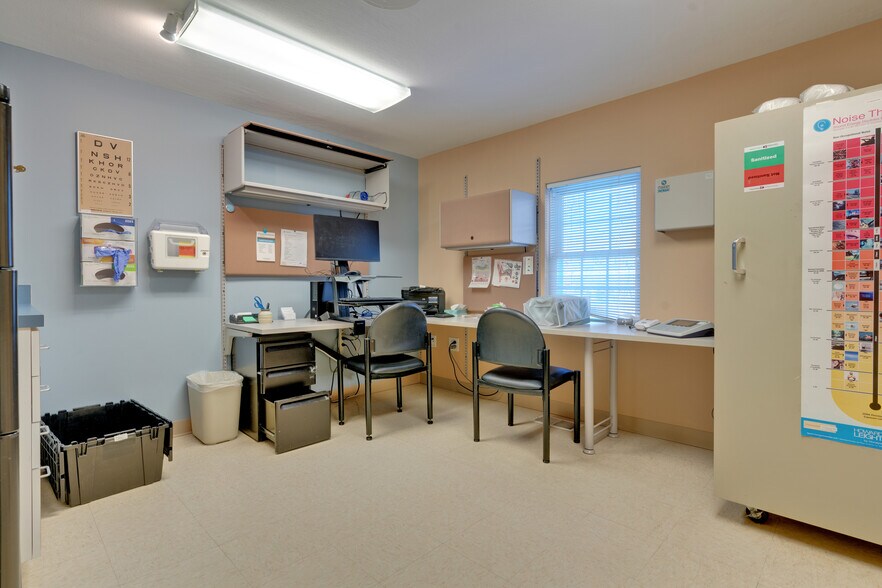 More Photos Of 6 Hampton Rd, Exeter Medical For Sale