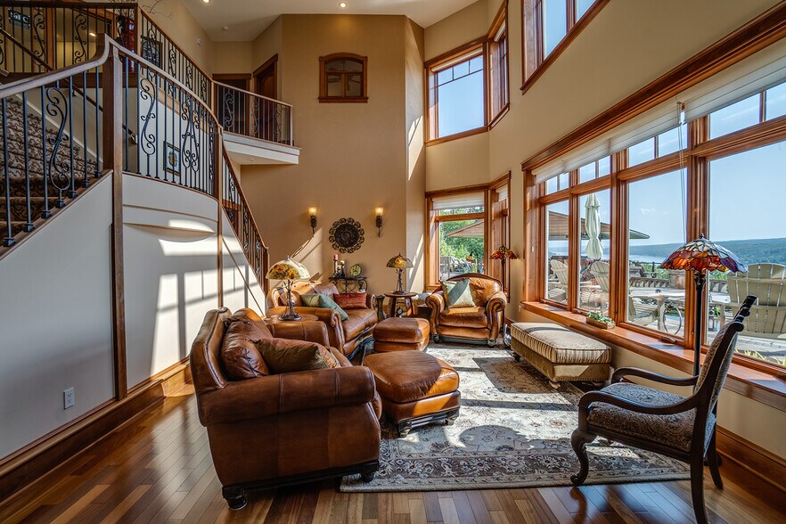 More Photos Of 3450 Esperanza Rd, Keuka Park Specialty For Sale