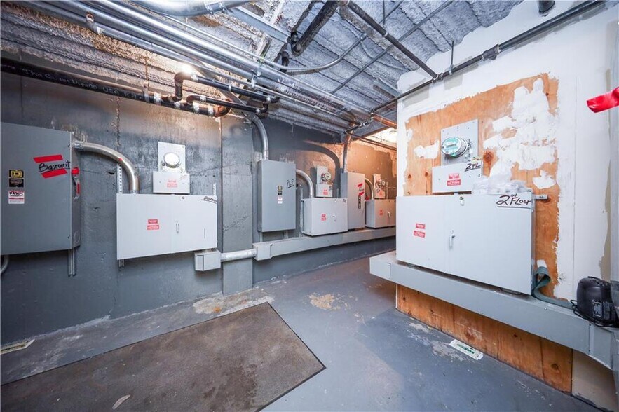 More Photos Of 8710 5th Ave, Brooklyn Medical For Sale