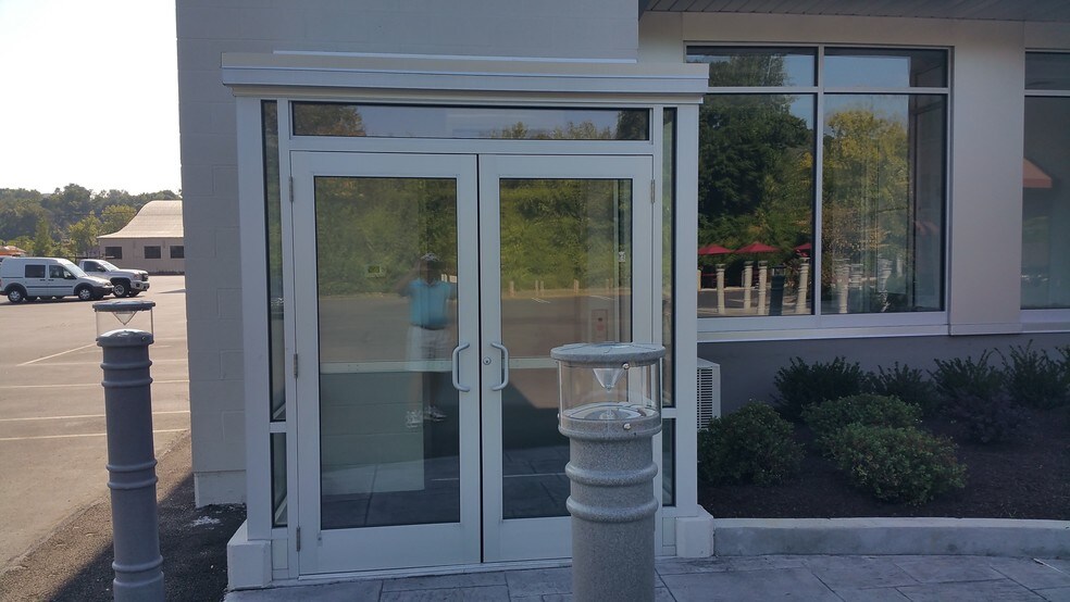 More Photos Of 44 Shelter Rock Rd, Danbury Unknown For Lease