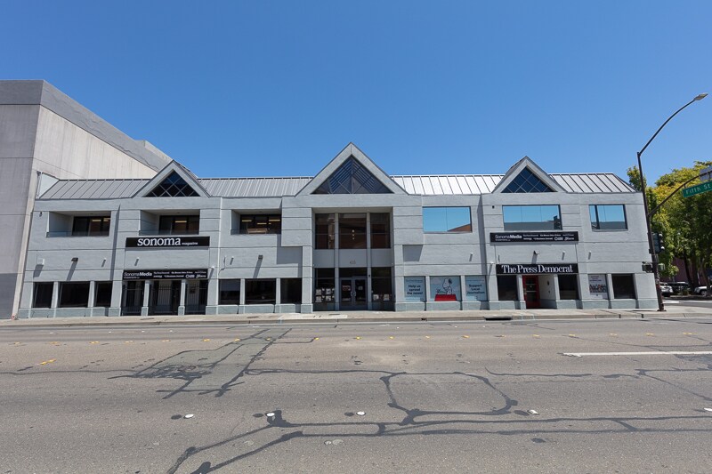 More Photos Of 416 B St, Santa Rosa Office For Sale