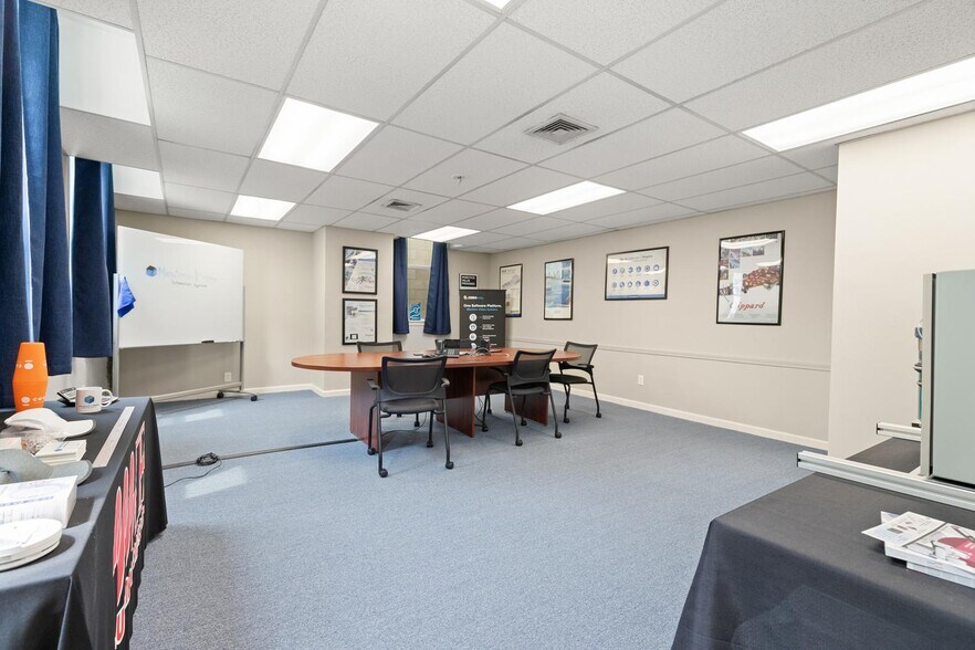 More Photos Of 7 Foster St, Wakefield Office For Sale