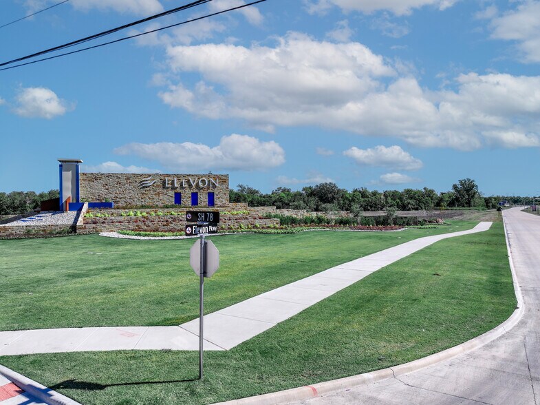 More Photos Of NEQ SH-78 & Elevon Pkwy, Lavon Freestanding For Lease