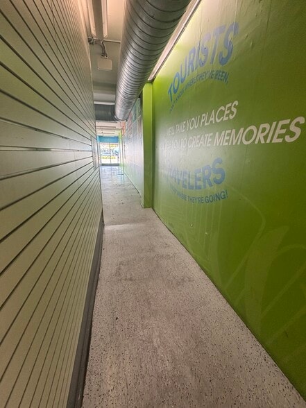 More Photos Of 1401 Washington Ave, Miami Beach Storefront For Lease