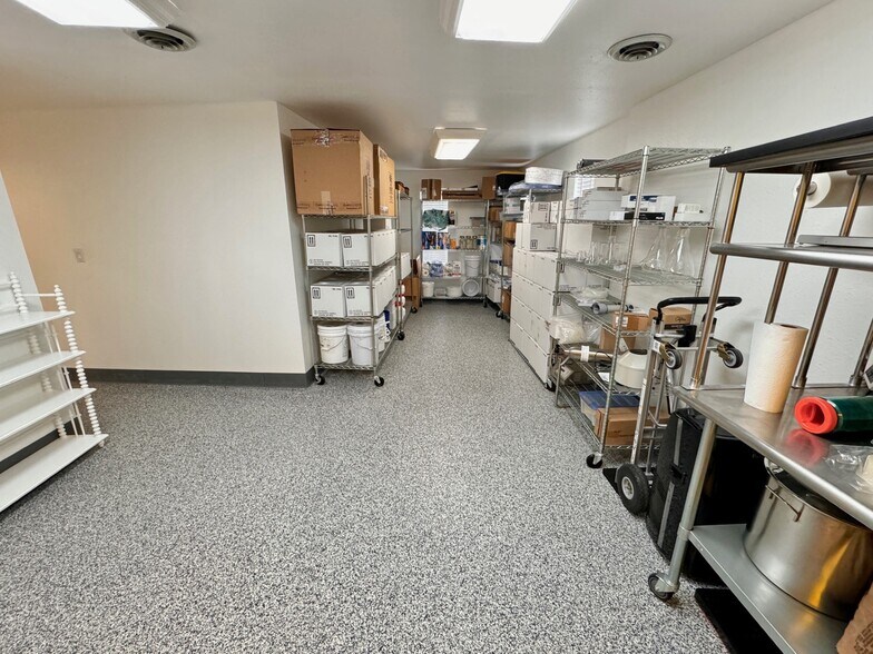 More Photos Of 3420 S Brady Ct, Englewood Light Distribution For Lease