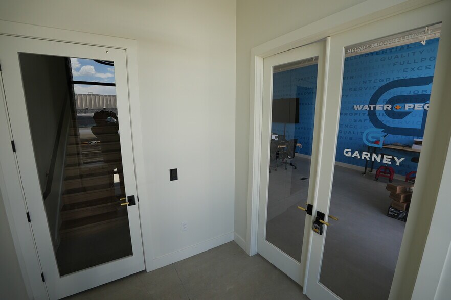More Photos Of 74 E 13065 S, Draper Office For Sale