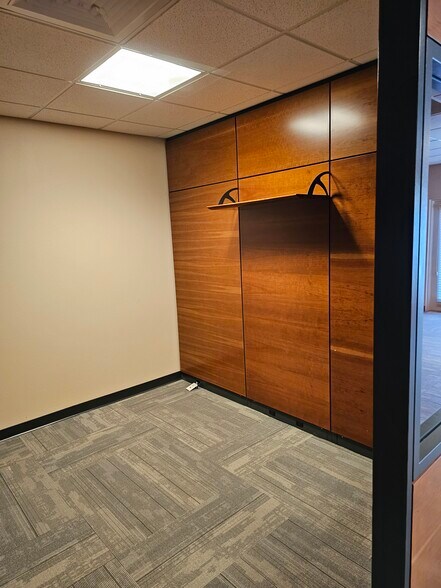 More Photos Of 907 S Woodland Blvd, Deland Office For Sale