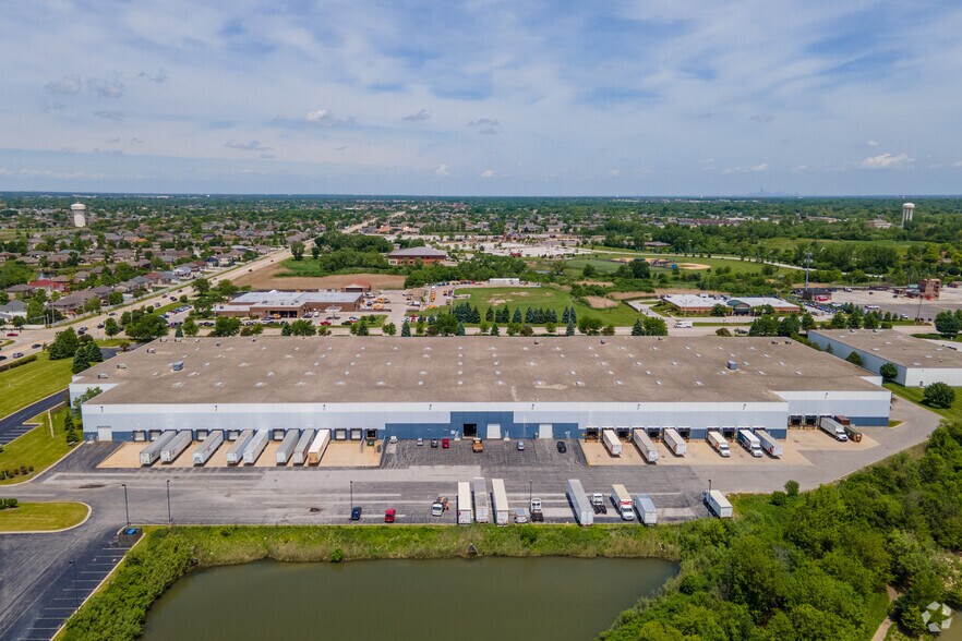 More Photos Of 7979 W 183rd St, Tinley Park Warehouse For Lease