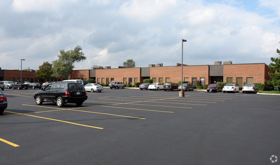 More Photos Of 610-642 Anthony Trl, Northbrook Light Distribution For Sale