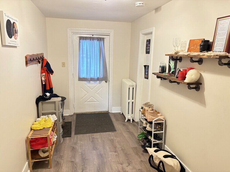 More Photos Of 328 Milton Ave, Ballston Spa Apartments For Sale