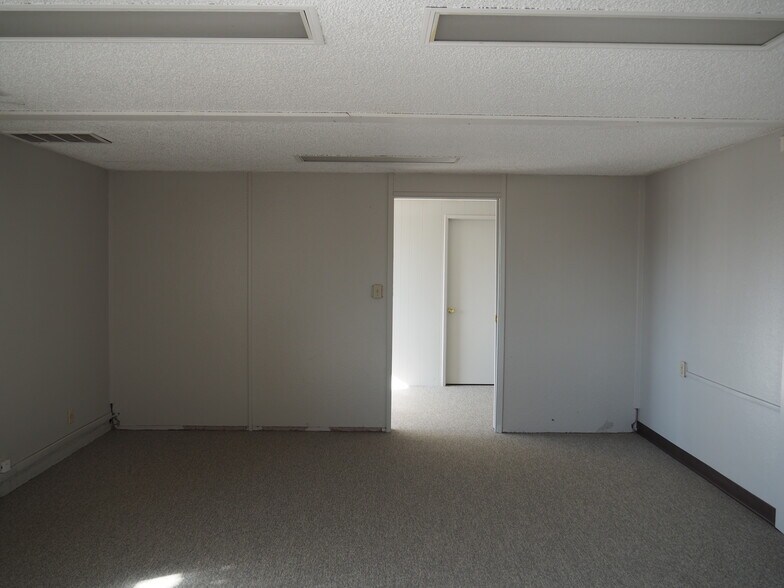 More Photos Of 4925 E Annadale Ave, Fresno Land For Lease