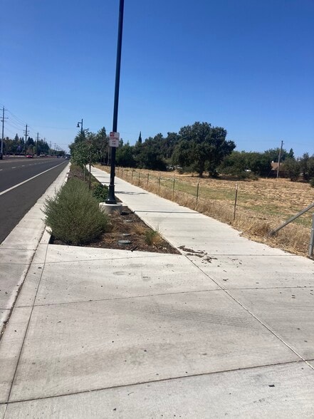 More Photos Of 9425 Folsom Blvd, Sacramento Land For Sale