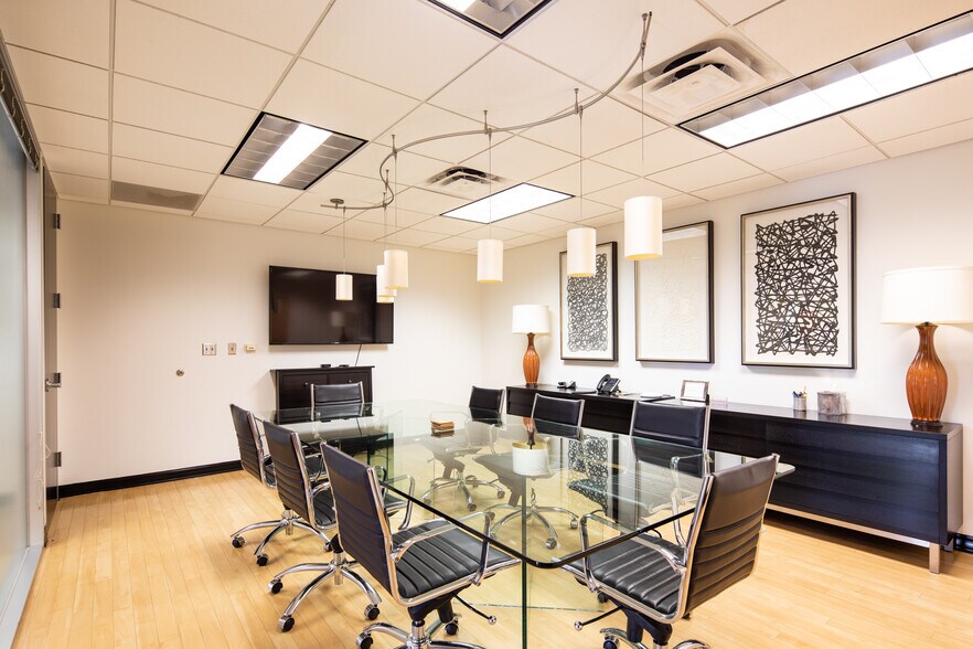 More Photos Of 3200 Steck Ave, Austin Office For Sale