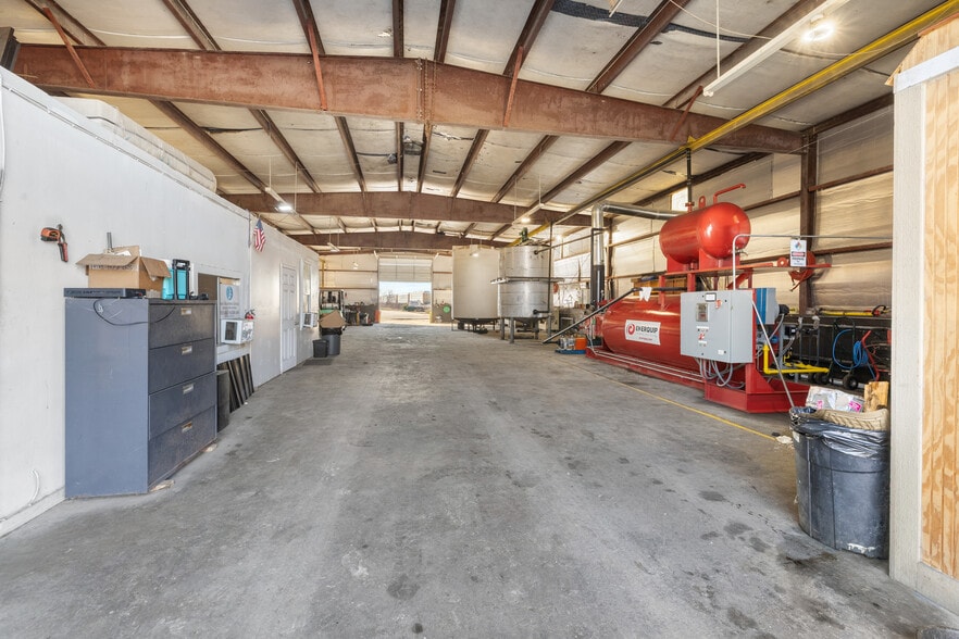 More Photos Of 6701 Almeda Genoa Rd, Houston Warehouse For Sale
