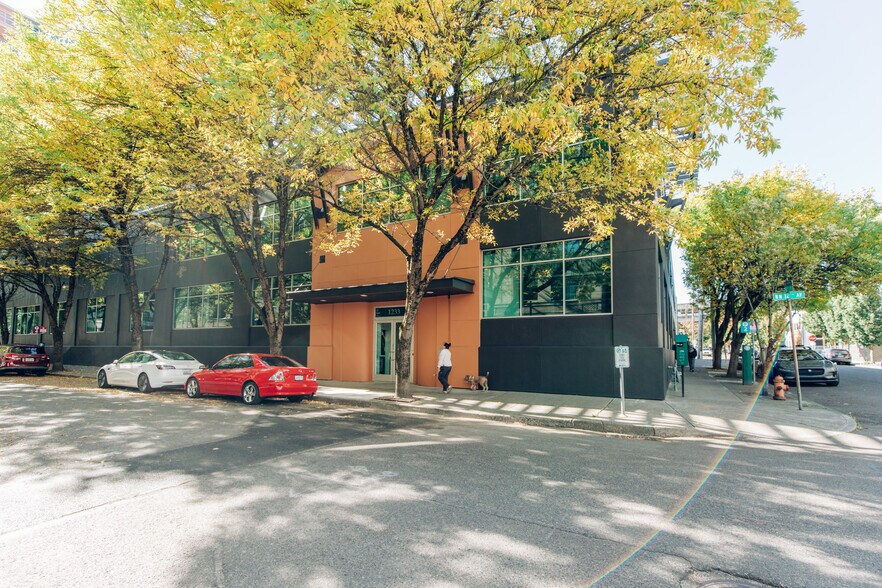 More Photos Of 1233 NW 12th Ave, Portland Office For Lease