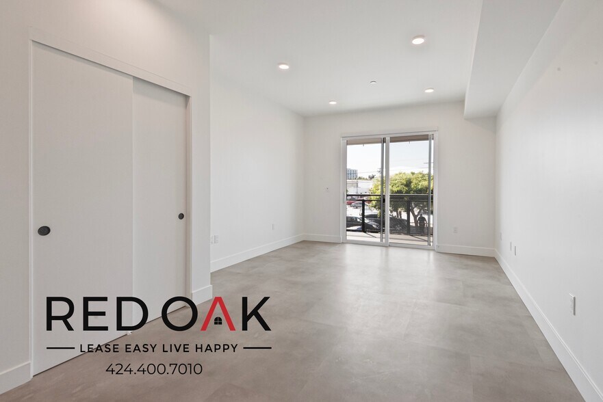 More Photos Of 3450 W 43rd St, Los Angeles Apartments For Lease