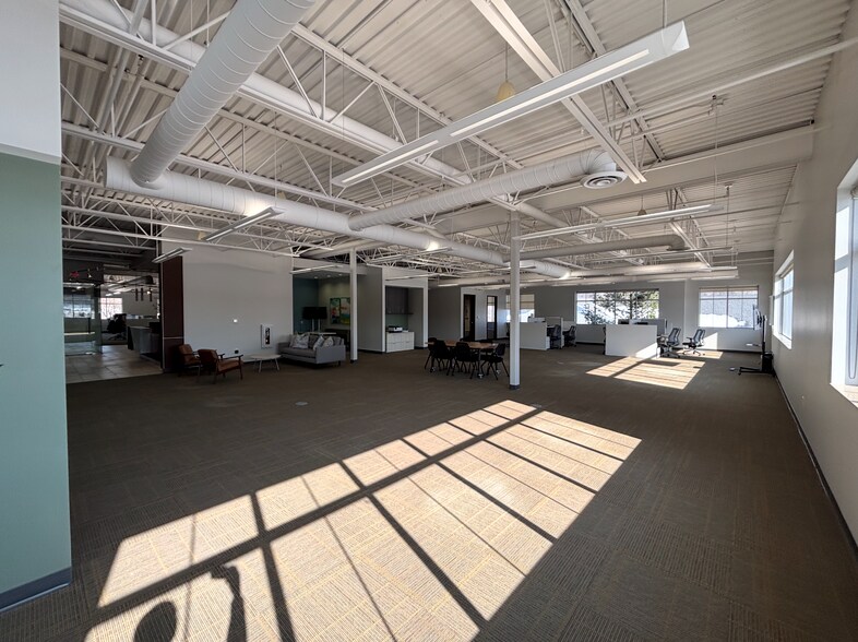 More Photos Of 4020 E Beltline Ave NE, Grand Rapids Medical For Sale