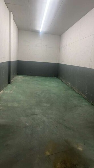 More Photos Of 920 Broadway, Newark Warehouse For Lease