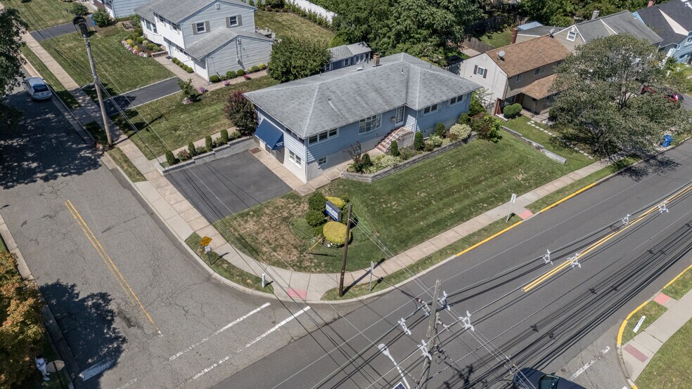 More Photos Of 373 Ford Ave, Fords Medical For Sale