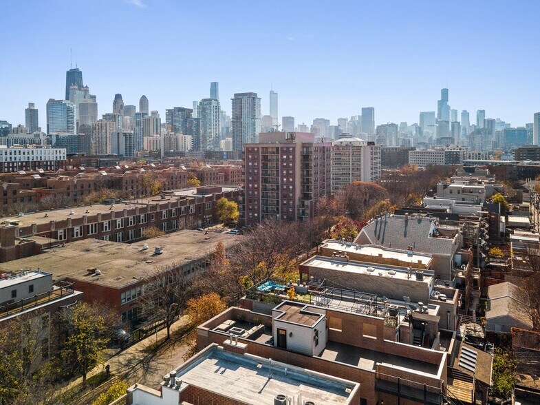 More Photos Of 1428 N Cleveland Ave, Chicago Hospitality For Sale