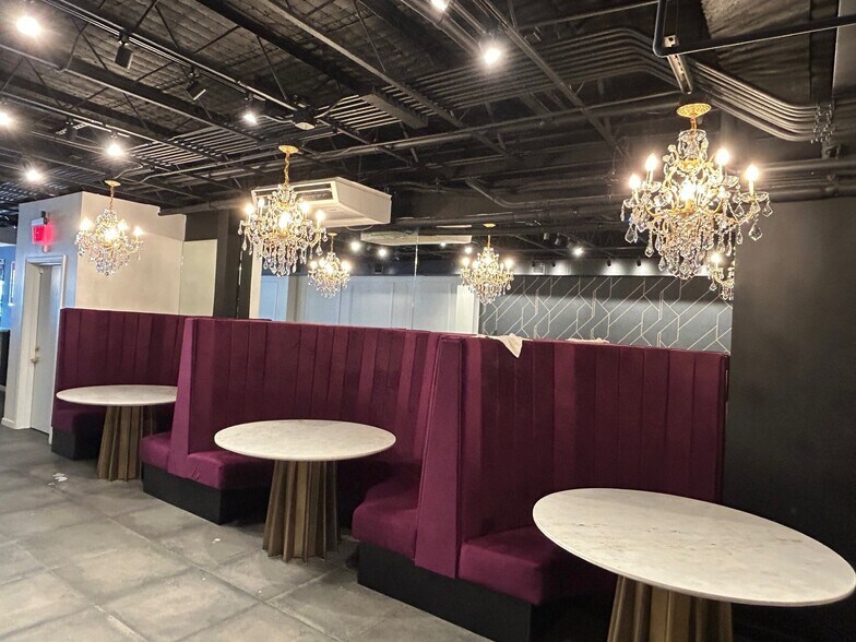 More Photos Of 3457 Waialae Ave, Honolulu Storefront Retail Office For Lease