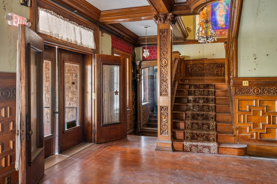 More Photos Of 500 Mattison Ave, Ambler Specialty For Sale