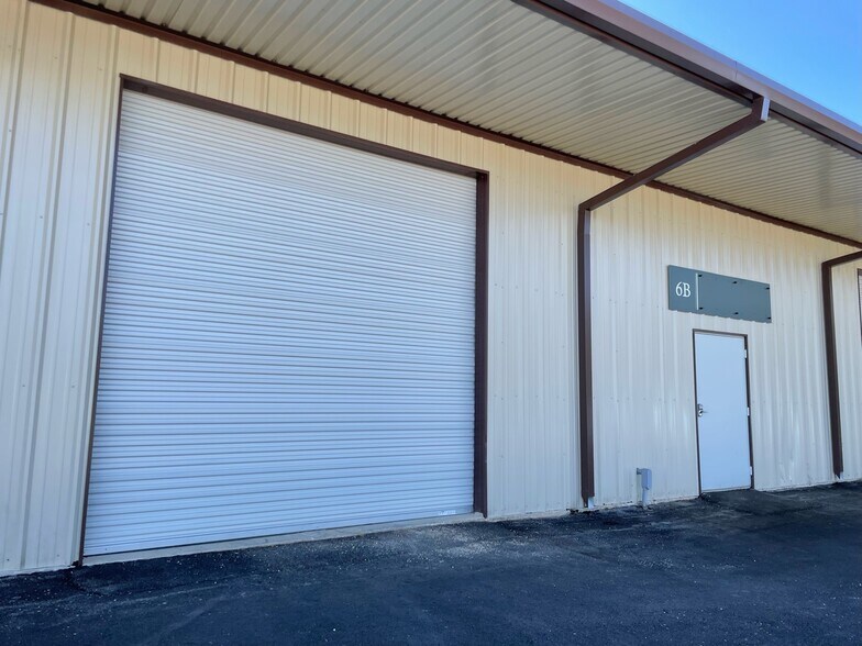 More Photos Of 5 Upper Cibolo Creek Rd, Boerne Light Manufacturing For Lease