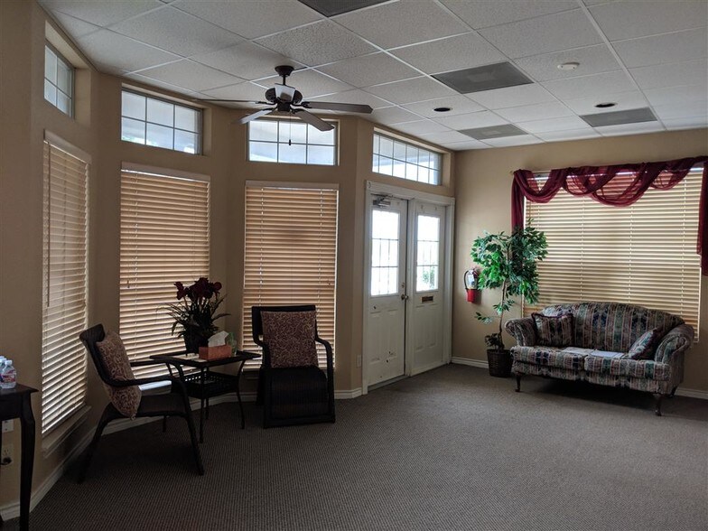 More Photos Of 6407 Colleyville Blvd, Colleyville Medical For Sale