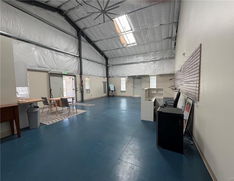 More Photos Of 7671 Skyway, Paradise Storefront Retail Office For Sale