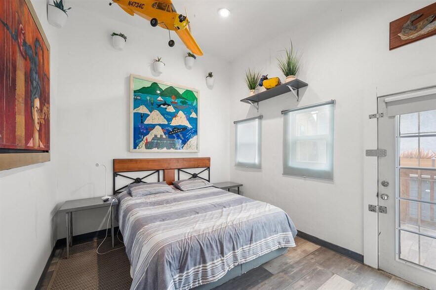 More Photos Of 5527 El Cajon Blvd, San Diego Storefront For Sale