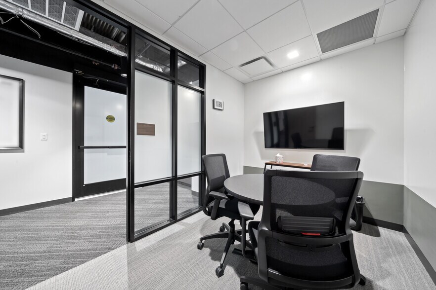 More Photos Of 7620 Guadalupe St, Austin Office For Lease