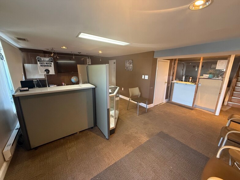 More Photos Of 5309 Kenilworth Ave, Riverdale Office For Sale