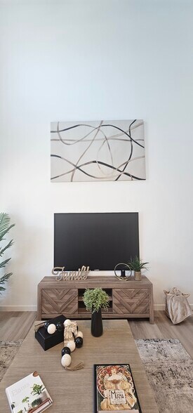 More Photos Of 2051 E Michigan Ave, Phoenix Apartments For Sale