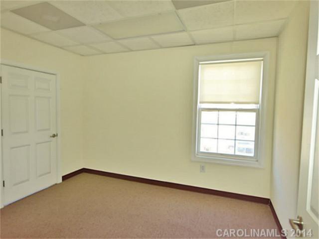 More Photos Of 18809 W Catawba Ave, Cornelius Medical For Lease