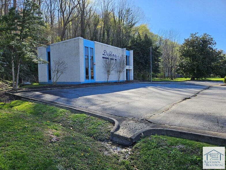 More Photos Of 2611 Riverside Dr, Bassett Office For Sale
