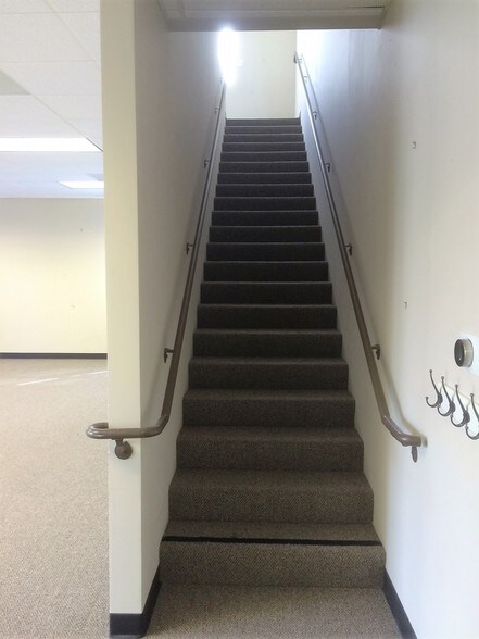 More Photos Of 435 Boulder Ct, Pleasanton Office For Sale