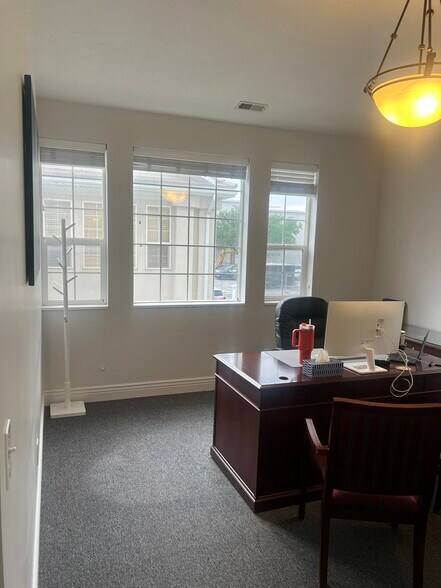 More Photos Of 9537 S 700 E, Sandy Office For Sale