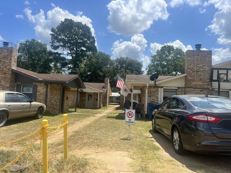 More Photos Of , Jacksonville Unknown For Sale