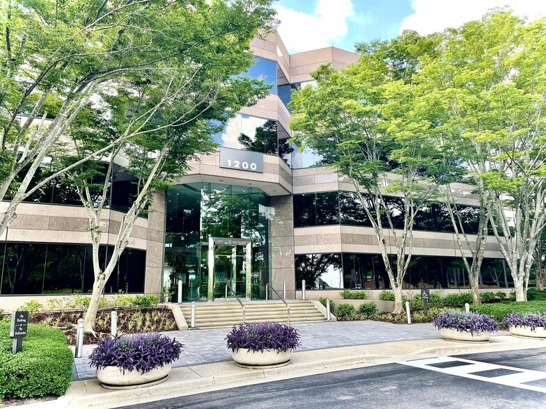 More Photos Of 1200 Corporate Dr, Hoover Office For Lease