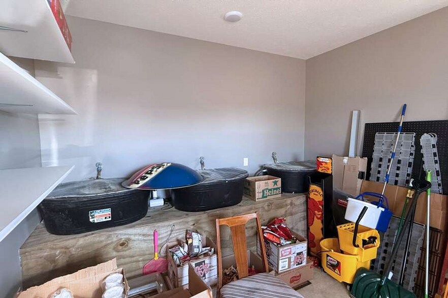 More Photos Of 220 N 13th Ave, Burwell Convenience Store For Sale