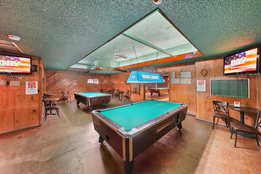 More Photos Of 44 N 19 1/2 Ave, Lemoore Restaurant For Sale