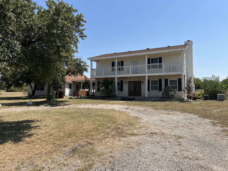 Primary Photo Of 3 Westview Dr, Round Rock Office Residential For Lease