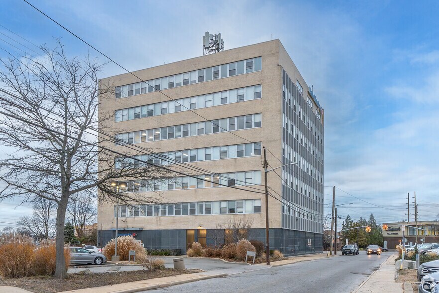 More Photos Of 60 Hempstead Ave, West Hempstead Coworking Space